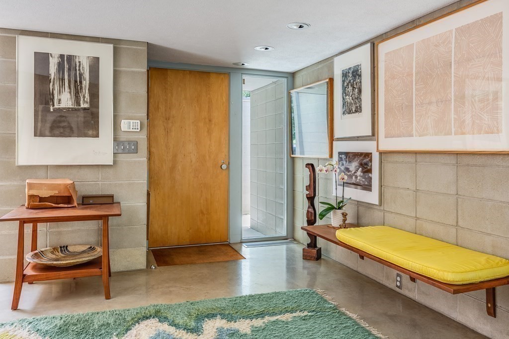 15 Young Road Weston, MA 02493 - Photo 17 of 21