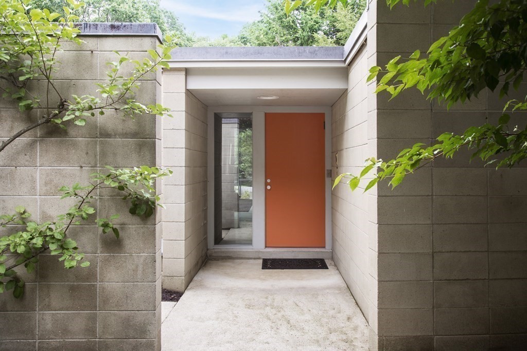 15 Young Road Weston, MA 02493 - Photo 2 of 21