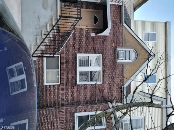 $2,250 | 22 Nichols Street, Newark, NJ 07105
