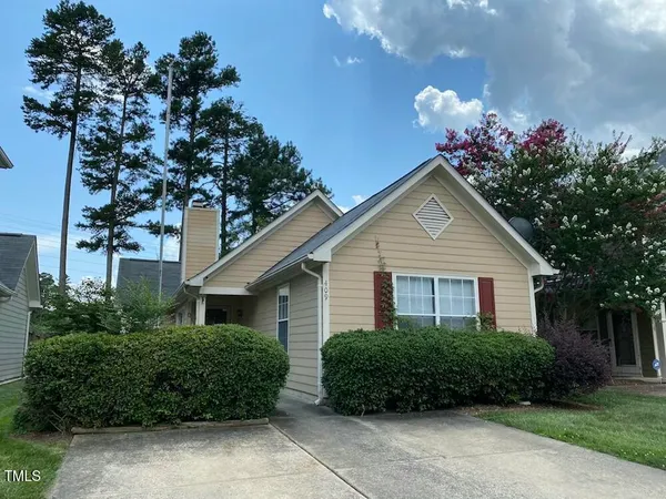 $1,800 | 409 Devlin Place, Durham, NC 27707