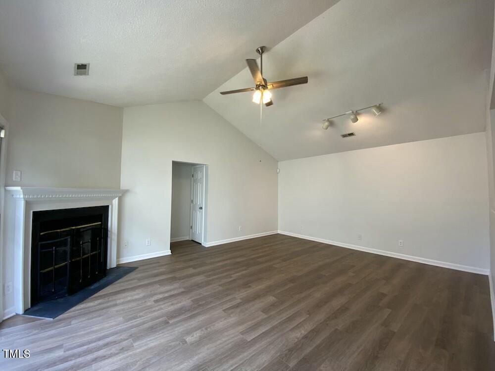 409 Devlin Place Durham, NC 27707 - Photo 3 of 28 tempImageytvxzF