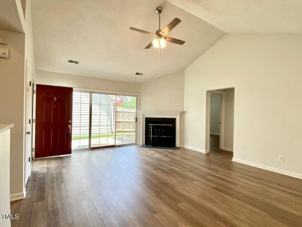 409 Devlin Place Durham, NC 27707 - Photo 5 of 28 tempImage0JVRUW