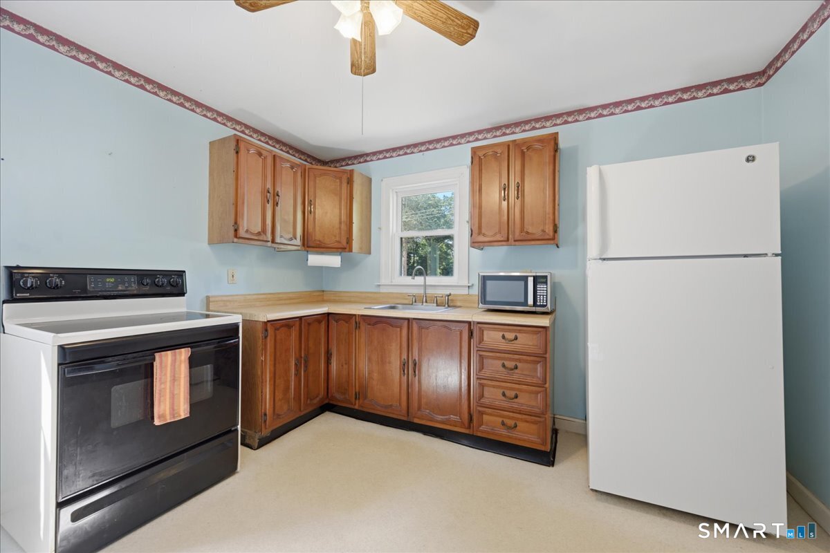 8 Mill Cove Road Ledyard, CT 06335 - Photo 25 of 31