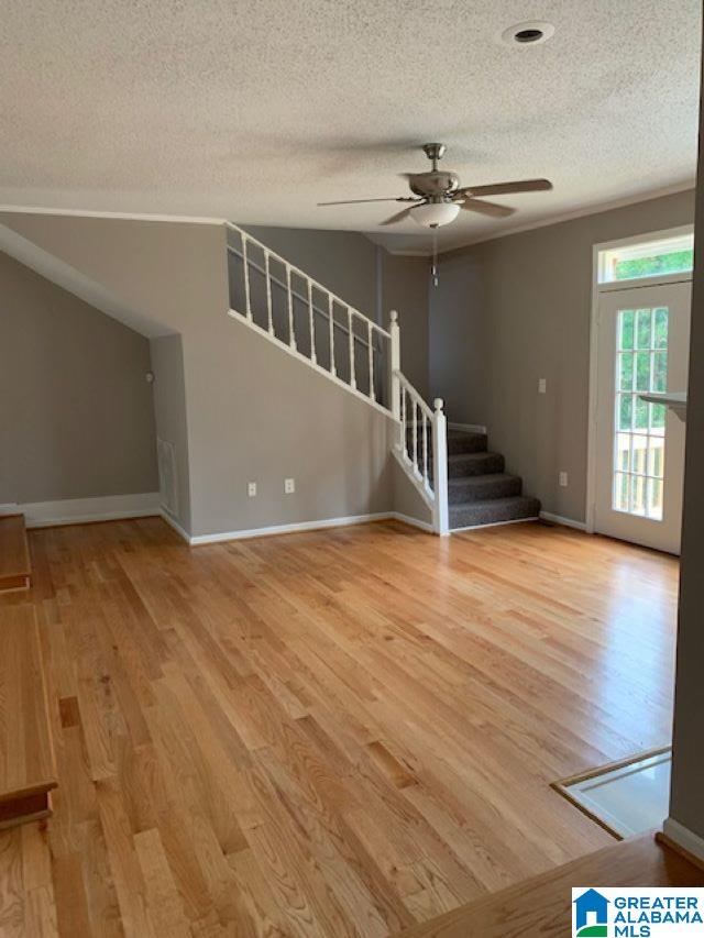 914 10th Street Southwest Alabaster, AL 35007 - Photo 3 of 10