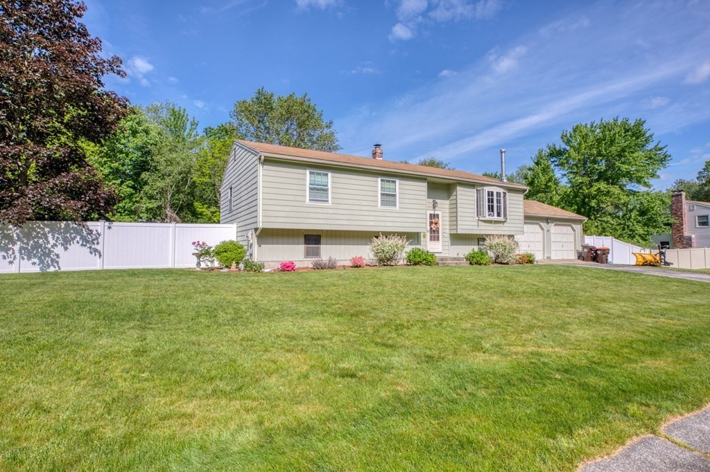 35 Valley Brook Road Agawam, MA 01030 - Photo 3 of 27 Gallery Image 3