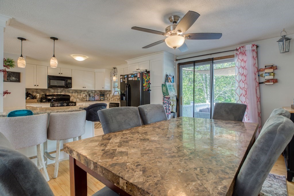 35 Valley Brook Road Agawam, MA 01030 - Photo 9 of 27 Gallery Image 9