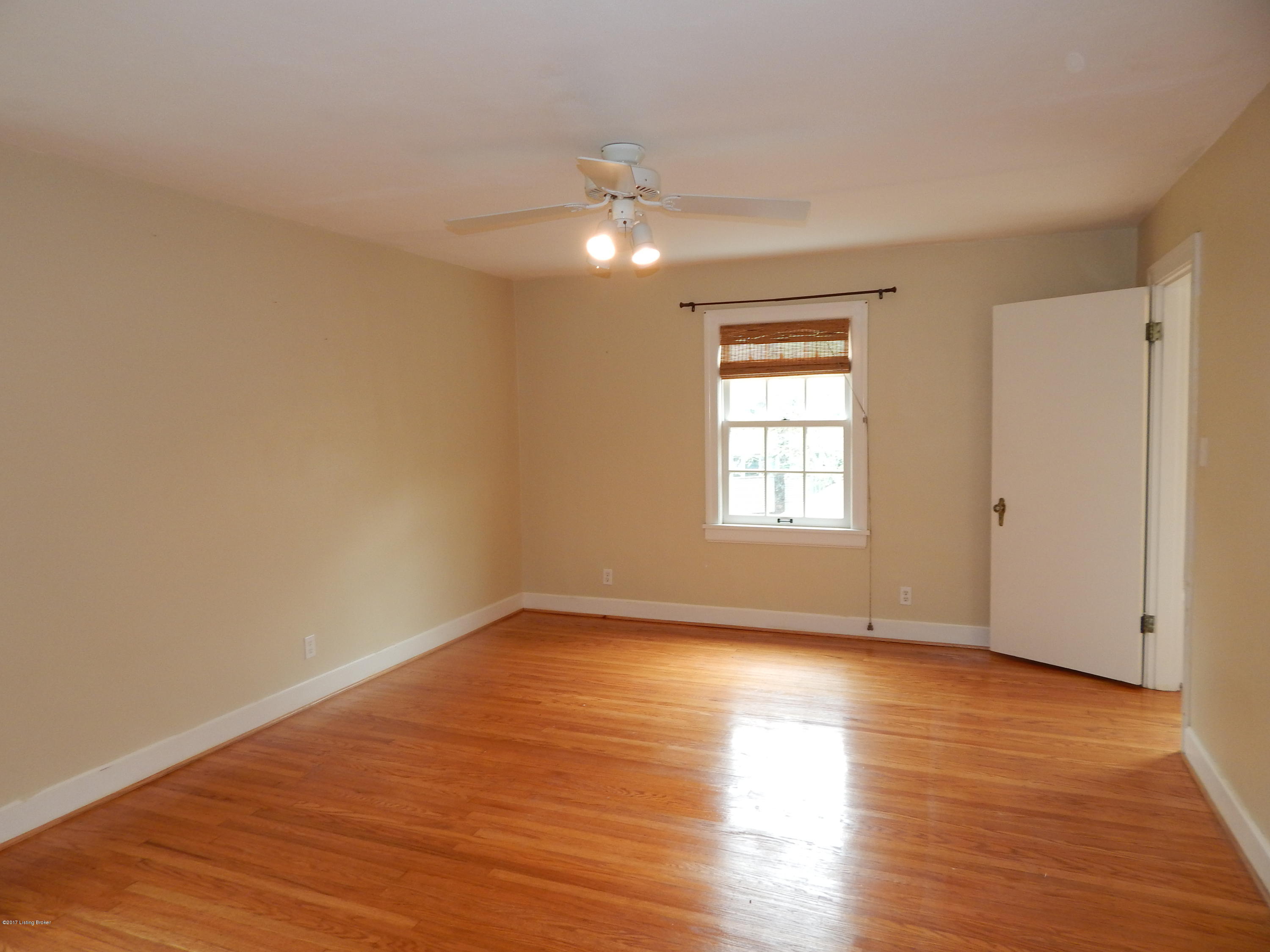 371 Ridgeway Avenue Louisville, KY 40207 - Photo 14 of 29 Bedroom 2 - master