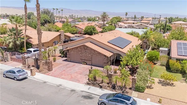 $699,999 | 32320 Desert Vista Road, Cathedral City, CA 92234