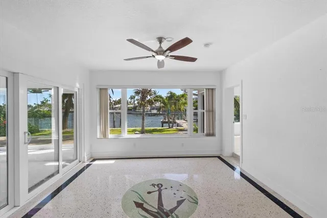 $929,000 | 2540 South Shore Drive Southeast, St. Petersburg, FL 33705