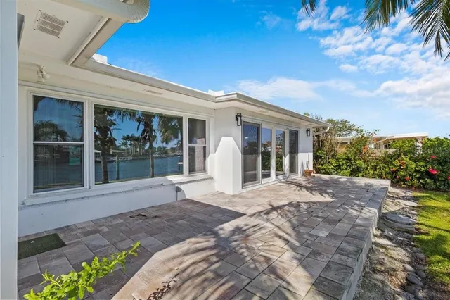 $929,000 | 2540 South Shore Drive Southeast, St. Petersburg, FL 33705