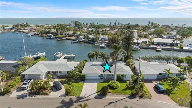$929,000 | 2540 South Shore Drive Southeast, St. Petersburg, FL 33705