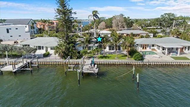 $929,000 | 2540 South Shore Drive Southeast, St. Petersburg, FL 33705