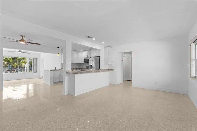 $929,000 | 2540 South Shore Drive Southeast, St. Petersburg, FL 33705