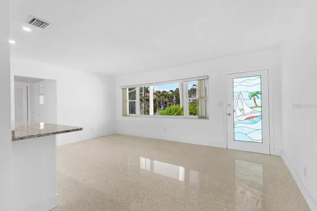 $929,000 | 2540 South Shore Drive Southeast, St. Petersburg, FL 33705