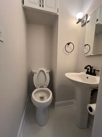 $489,000 | 403 Burlington Avenue, Clarendon Hills, IL 60514