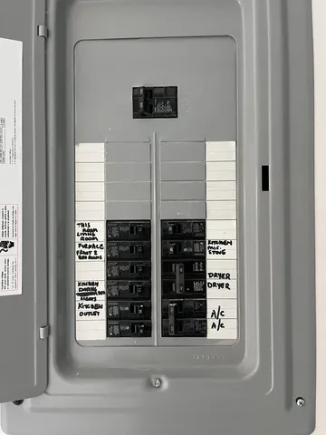 $489,000 | 403 Burlington Avenue, Clarendon Hills, IL 60514