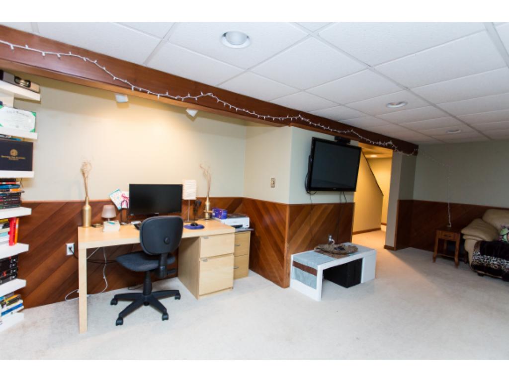 52 Dale Road, Unit A Hooksett, NH 03106 - Photo 13 of 17