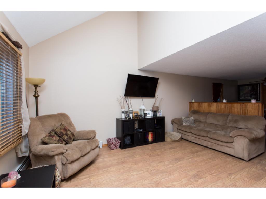52 Dale Road, Unit A Hooksett, NH 03106 - Photo 3 of 17