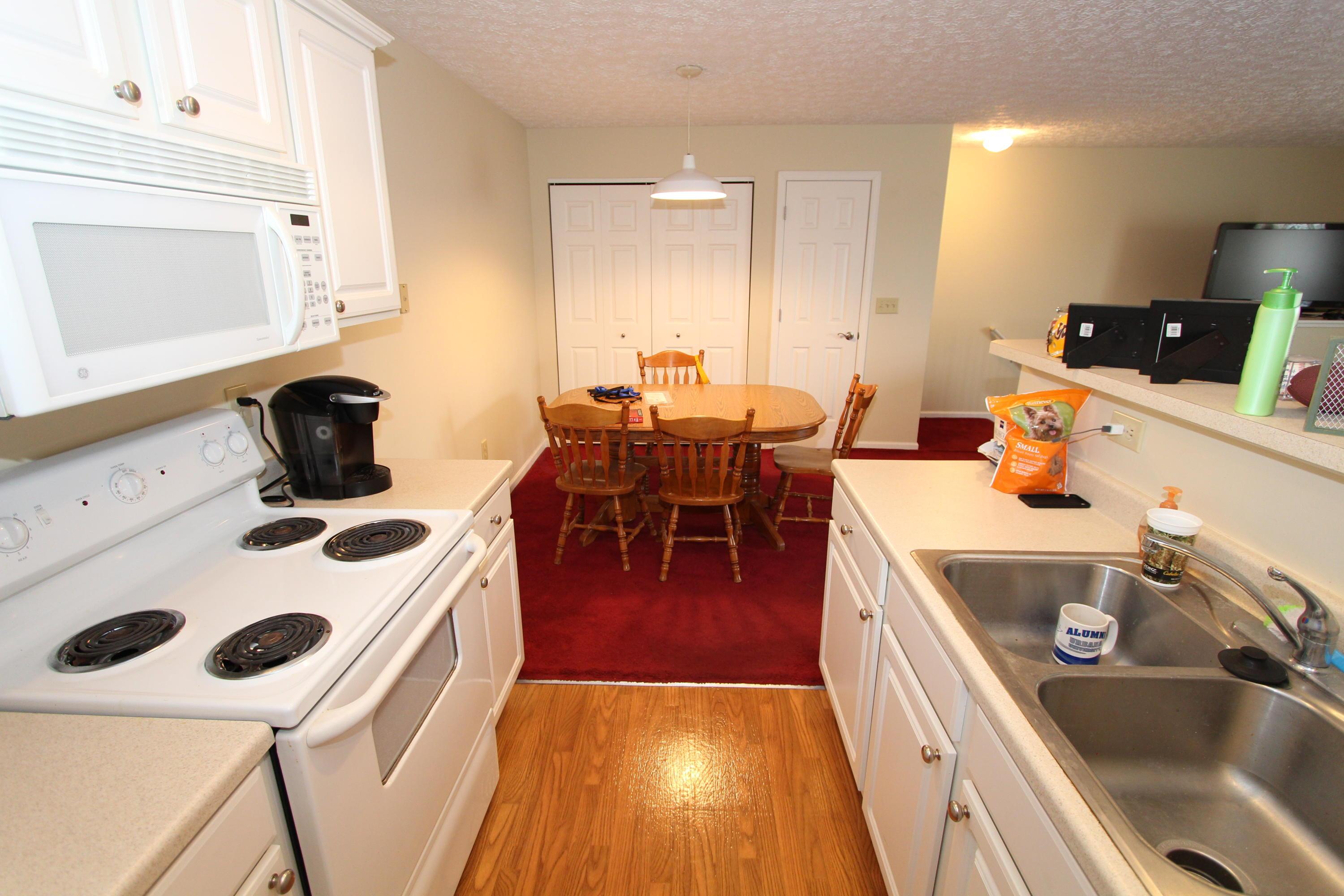5568 Garden Ridge Columbus, OH 43228 - Photo 12 of 22