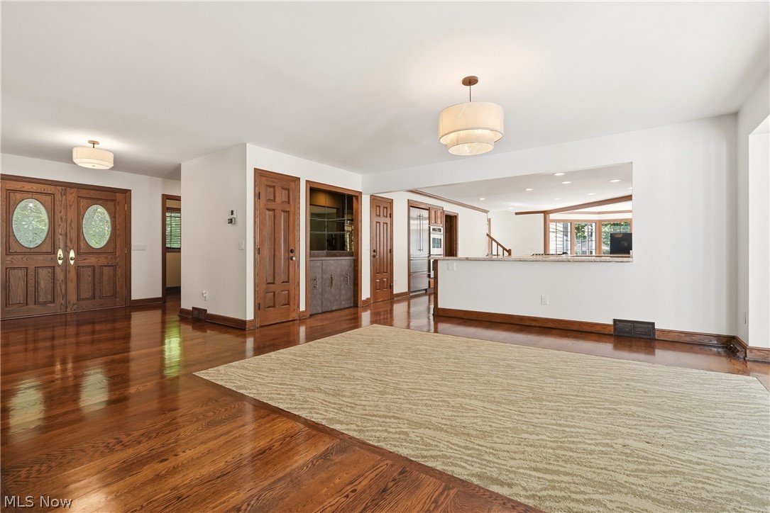 5360 Som Center Road Solon, OH 44139 - Photo 6 of 40