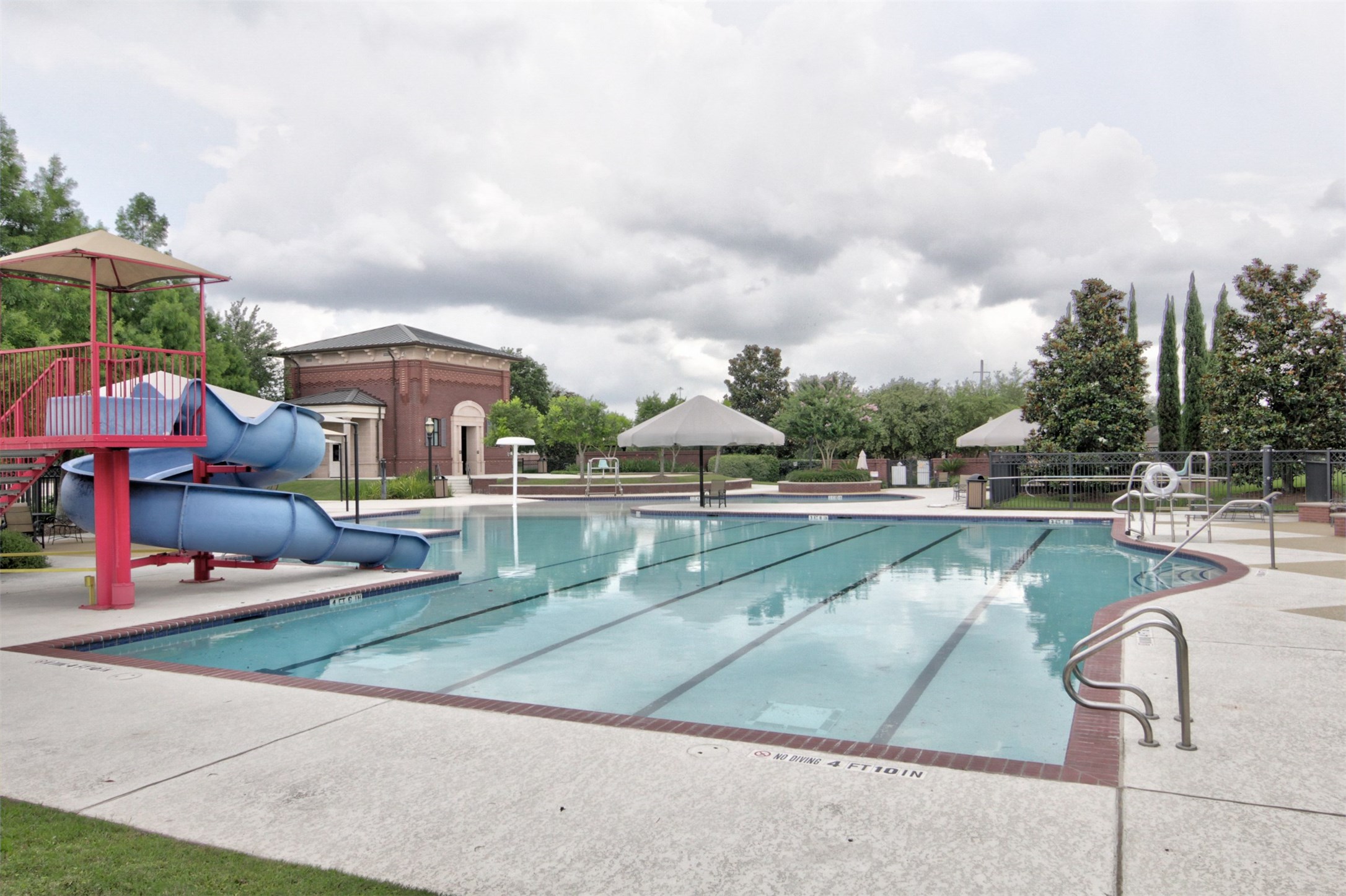 1423 Ralston Branch Way Sugar Land, TX 77479 - Photo 41 of 43 neighborhood pool with slide