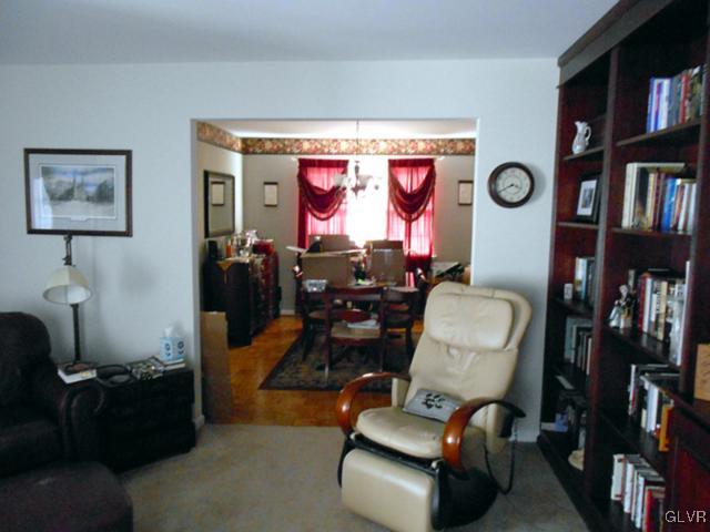 671 Batts Switch Road Pen Argyl, PA 18072 - Photo 9 of 20 Gallery Image 9
