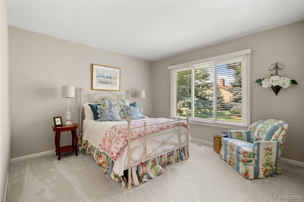 2121 London Bridge Drive, Unit 77 Rochester, MI 48307 - Photo 12 of 22