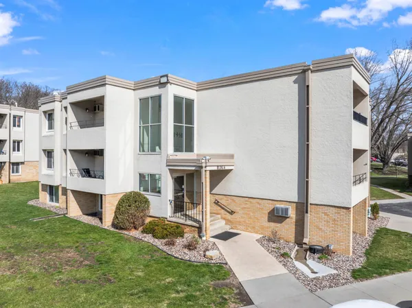 $129,900 | 1931 Viking Drive Northwest, Unit 14, Rochester, MN 55901