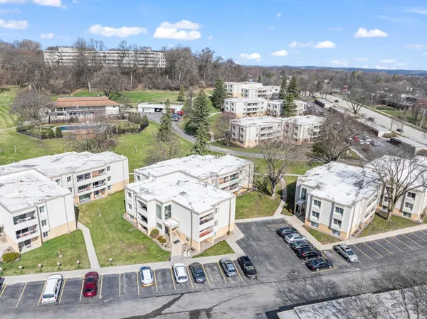 $129,900 | 1931 Viking Drive Northwest, Unit 14, Rochester, MN 55901