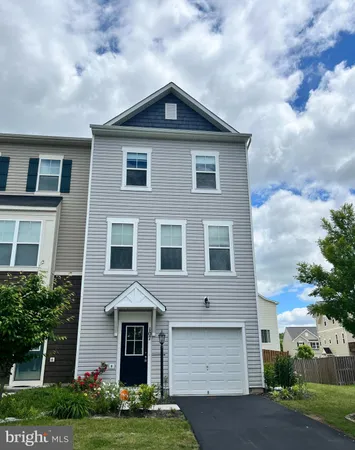 $2,400 | 107 Poinsettia Way, Stephenson, VA 22656