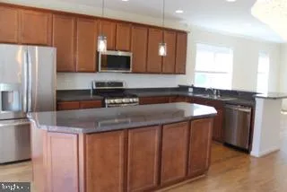 $2,400 | 107 Poinsettia Way, Stephenson, VA 22656