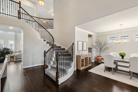 $950,000 | 15504 Cabrillo Way, Austin, TX 78738