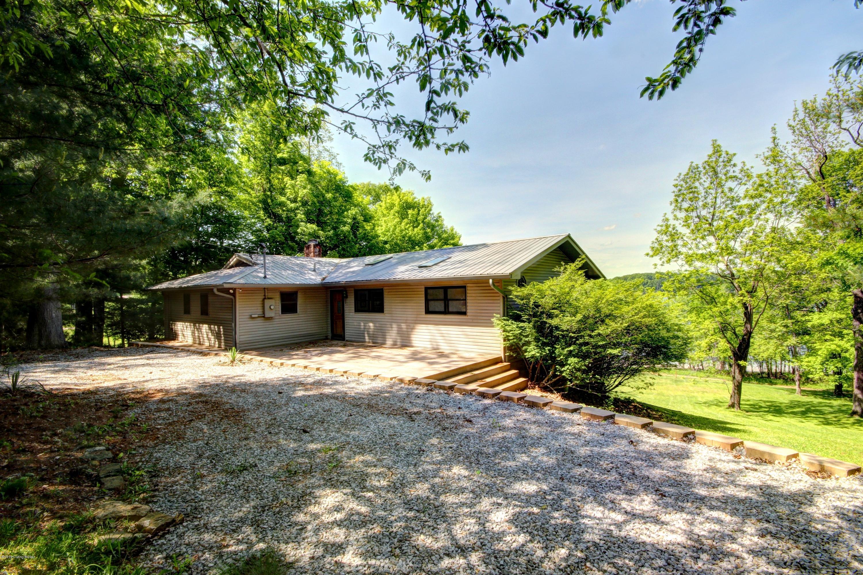 283 Walleye Road Falls Of Rough, KY 40119 - Photo 1 of 57 Front View with circular driveway
