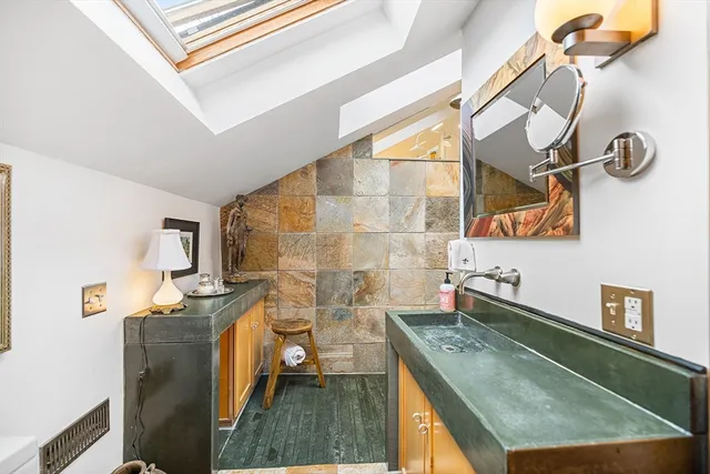 $604,900 | 145 Federal Street, Unit 3, Salem, MA 01970