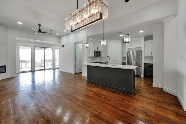 $1,950 | 119 Capetown Lane, Conroe, TX 77356
