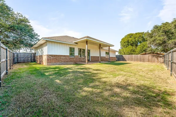 $299,000 | 1501 Johnson Road, Unit A, Iowa Park, TX 76367