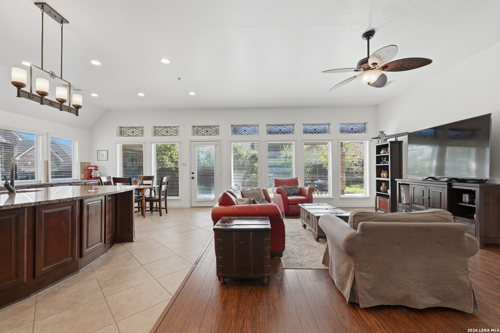 2970 Prairie Bluff Seguin, TX 78155 - Photo 8 of 41
