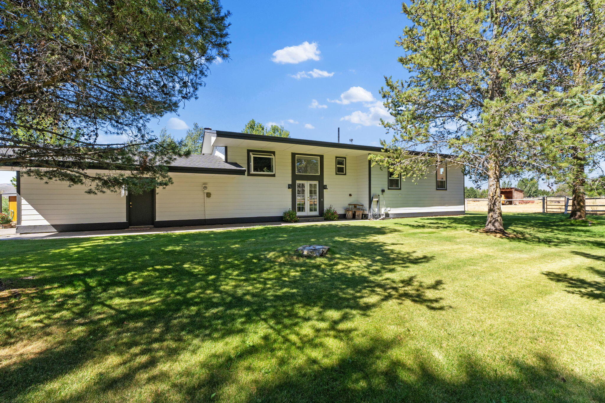 209 Bayhorse Road Blaine County, ID 83313 - Photo 2 of 56 Front facing East