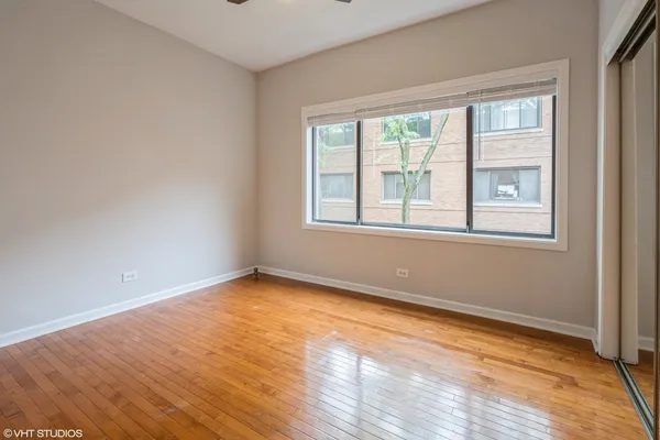 $2,400 | 808 West Lakeside Place, Unit 203, Chicago, IL 60640