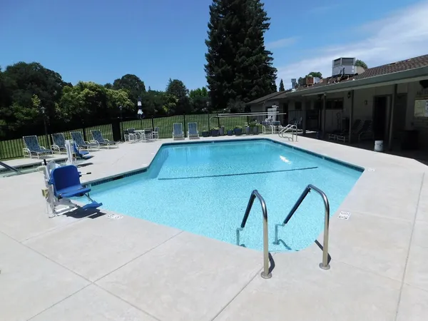 $159,000 | 235 Raymond Lane, Unit 112, Folsom, CA 95630