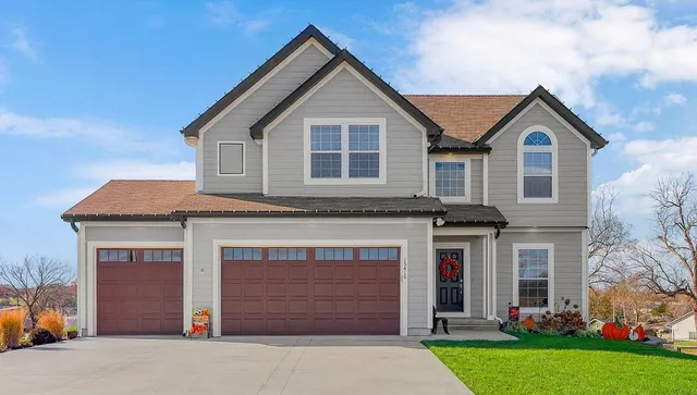 $489,000 | 15410 Gardner East Road, Gardner, KS 66030