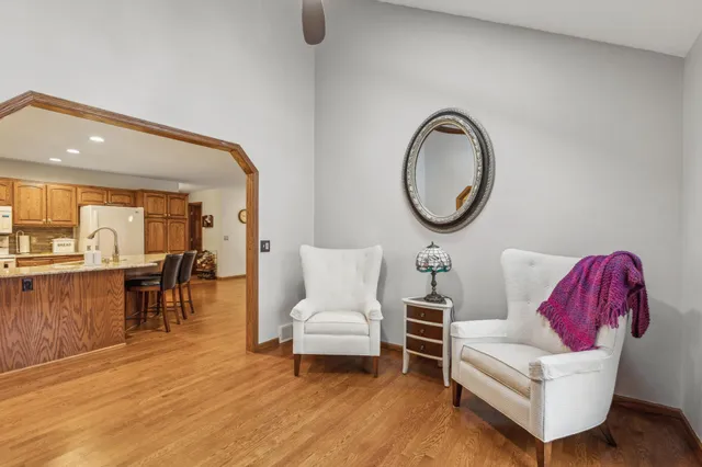 $850,000 | 8011 County Road 13 Southeast, Delano, MN 55328