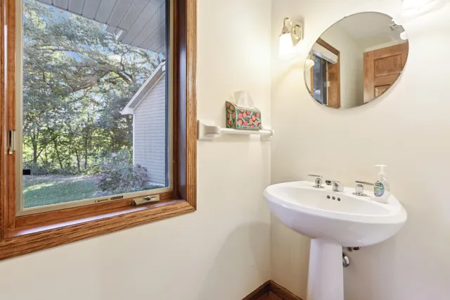 $850,000 | 8011 County Road 13 Southeast, Delano, MN 55328