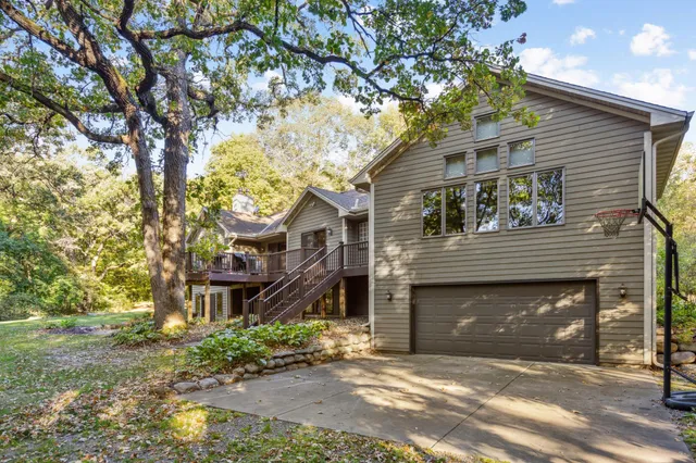 $850,000 | 8011 County Road 13 Southeast, Delano, MN 55328