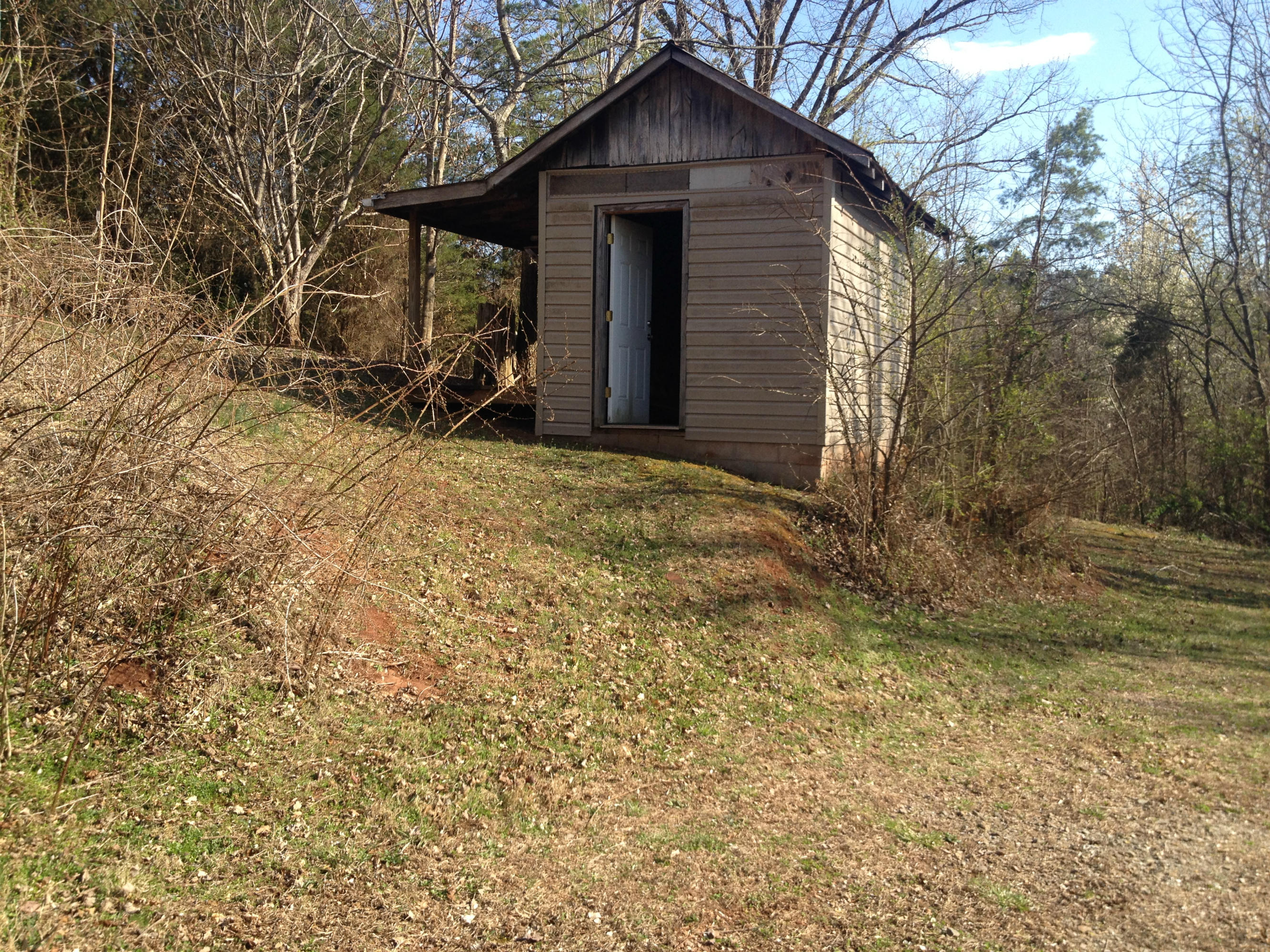 158 Watt Road Sweetwater, TN 37874 - Photo 4 of 7 Shed