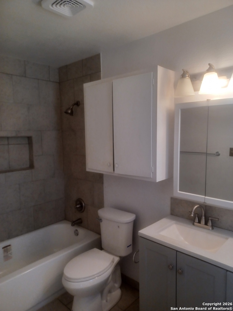 7323 Canterfield Road San Antonio, TX 78240 - Photo 16 of 19