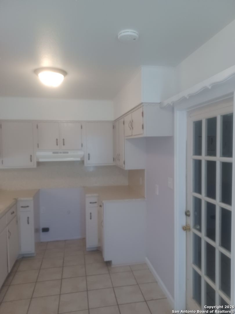 7323 Canterfield Road San Antonio, TX 78240 - Photo 9 of 19