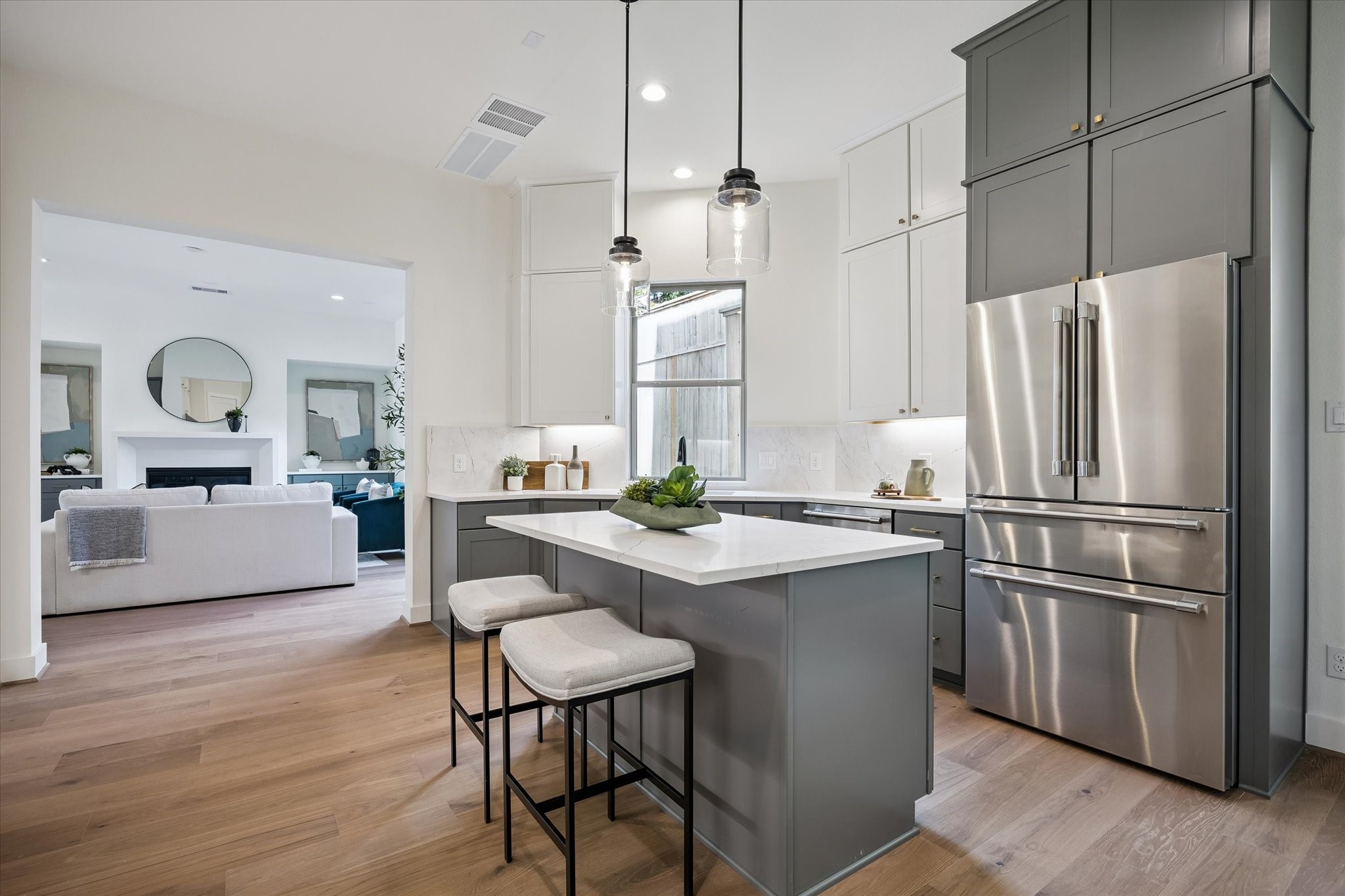 5329 Dora Street Houston, TX 77005 - Photo 14 of 43