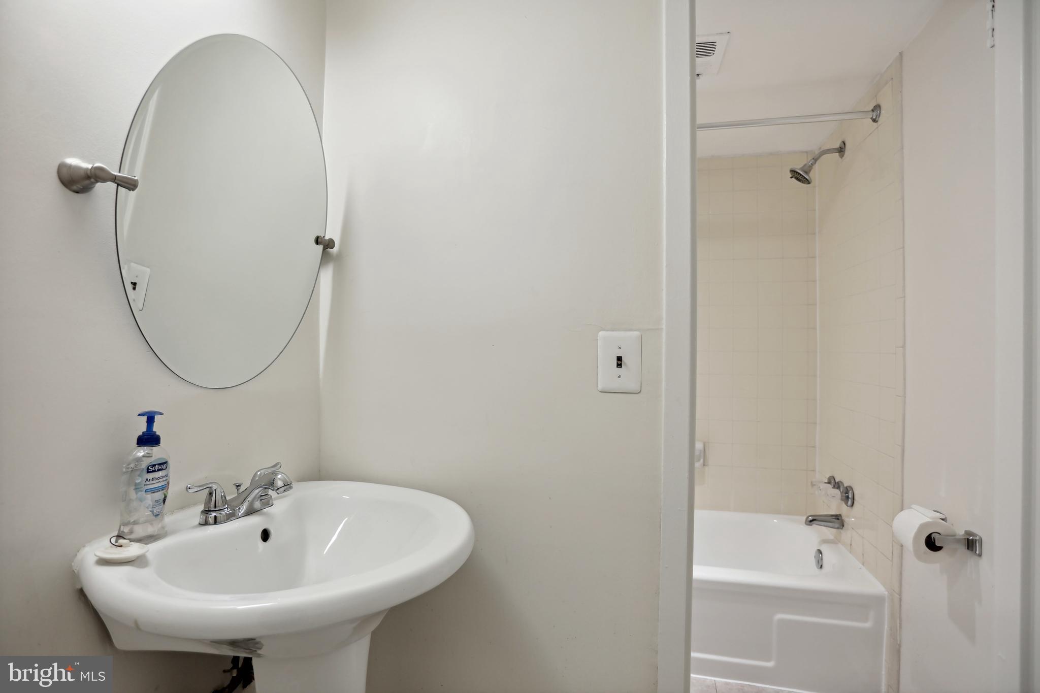 1836 Metzerott Road, Unit 306 Adelphi, MD 20783 - Photo 21 of 22