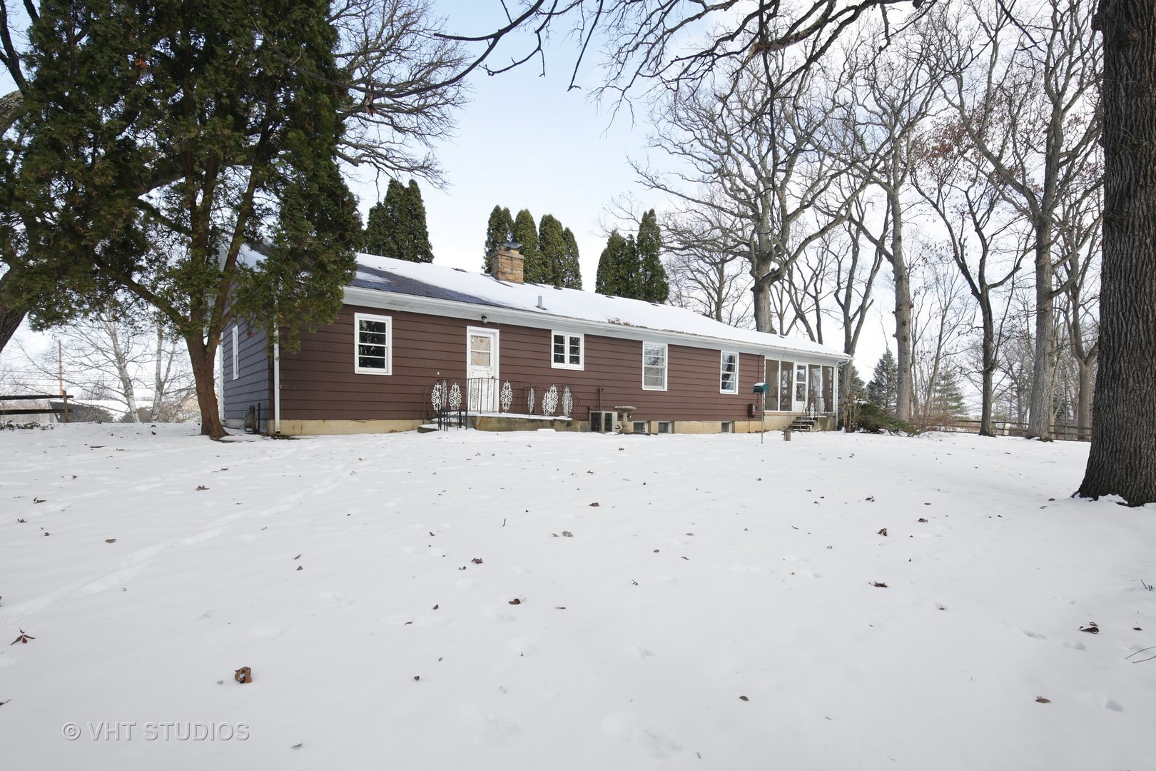 40W519 Bowes Road Elgin, IL 60124 - Photo 10 of 20